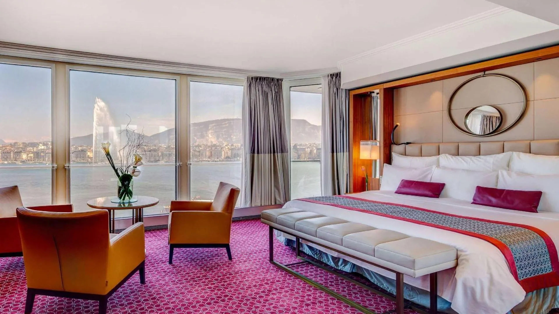 Fairmont Grand Hotel Geneva 5*,